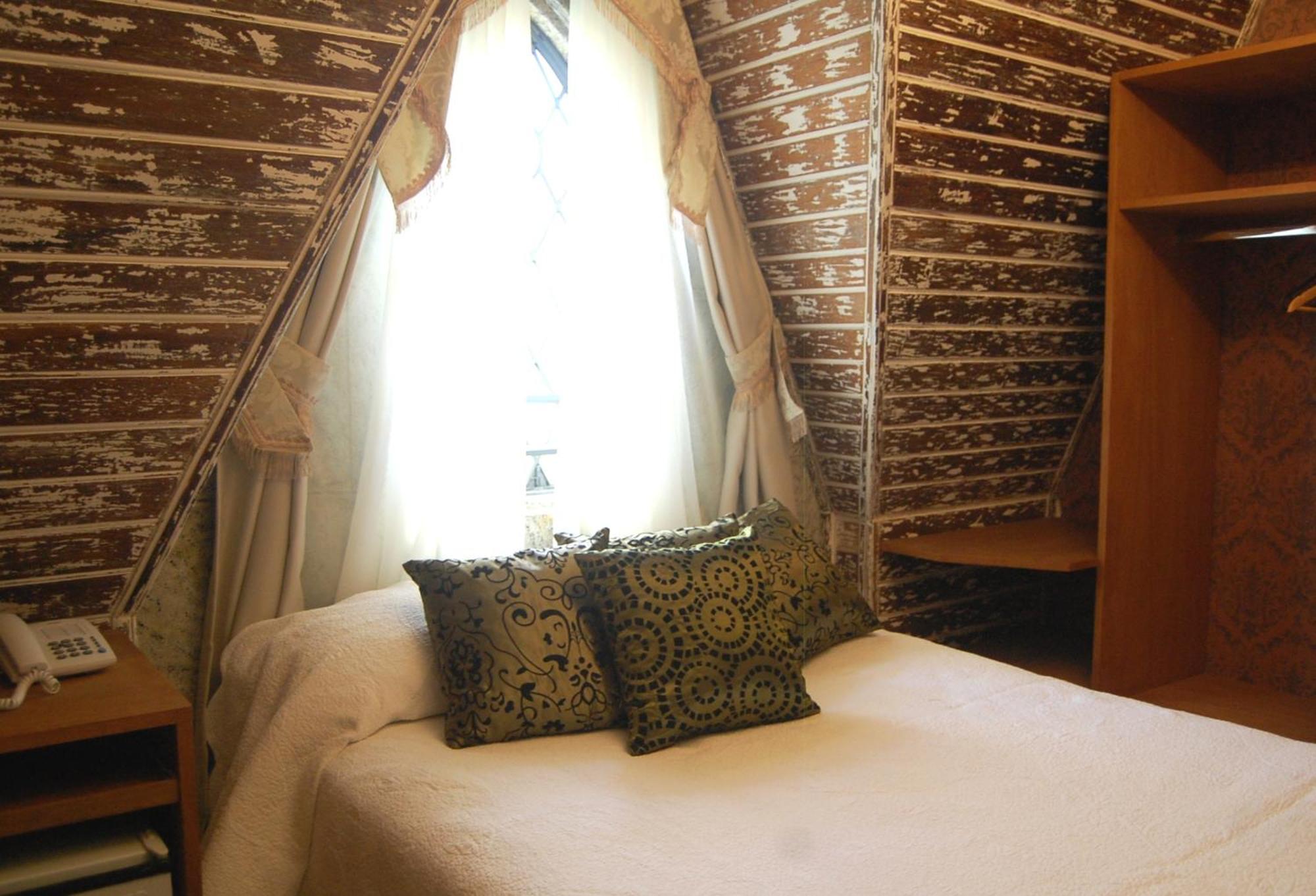 Castelo De Itaipava - Hotel, Eventos E Gastronomia Pokoj fotografie